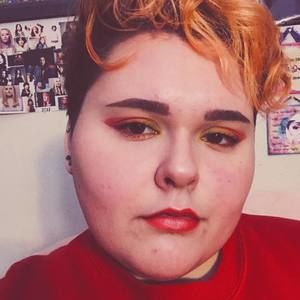 Meet your Posher, Emiley